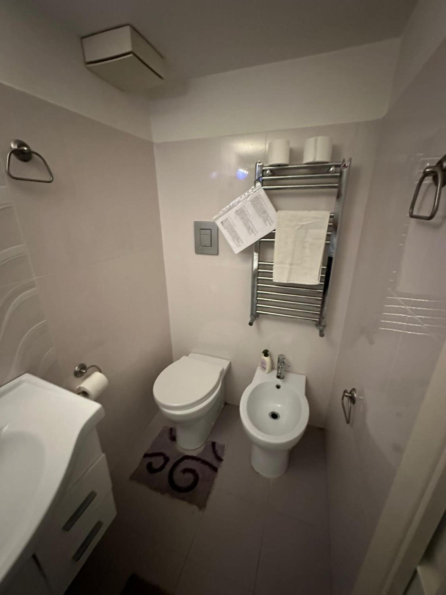 Casa Vacanza Trinita Неаполь Экстерьер фото